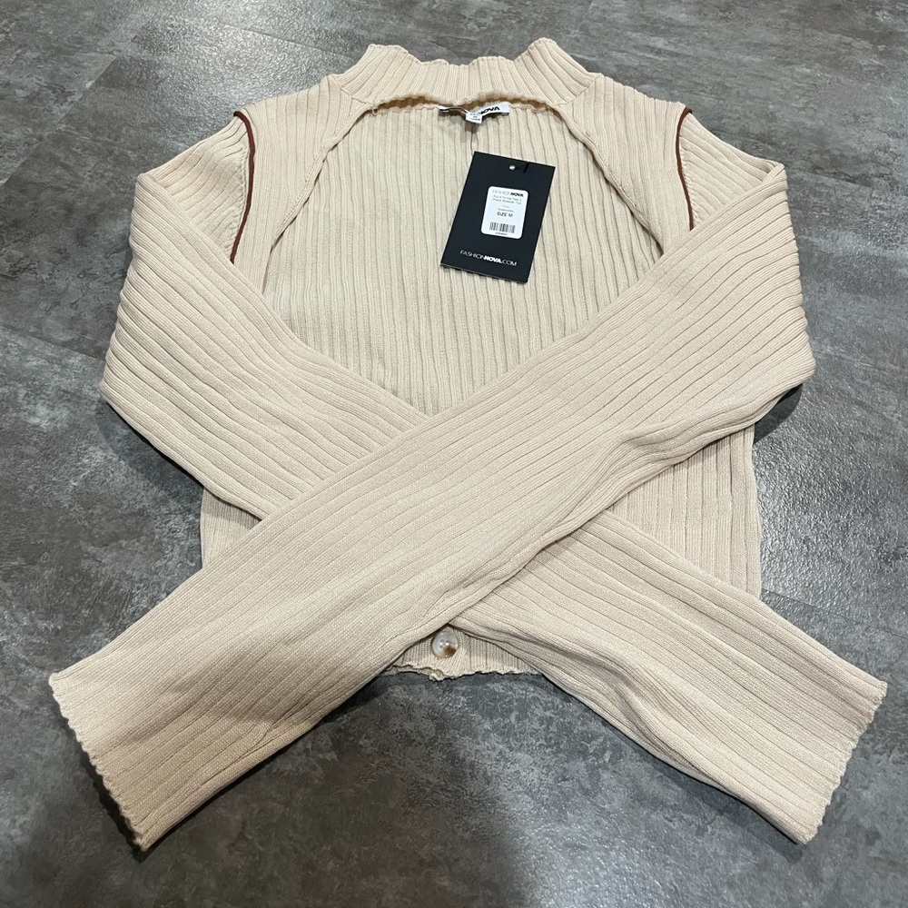 New Matching Set - Picture 2 of 6